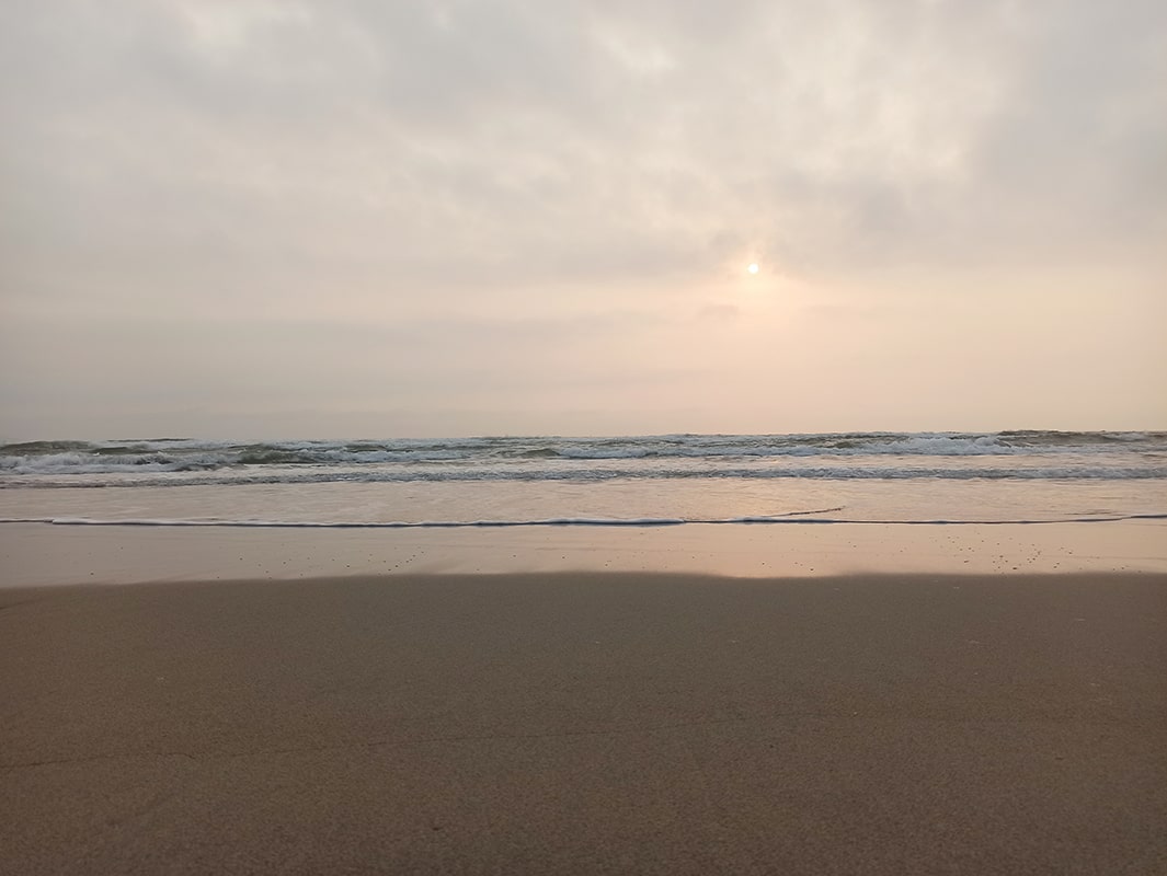 Sóng Biển Trên Bãi Biển Đẹp - Photocute | Tải Ảnh Miễn Phí